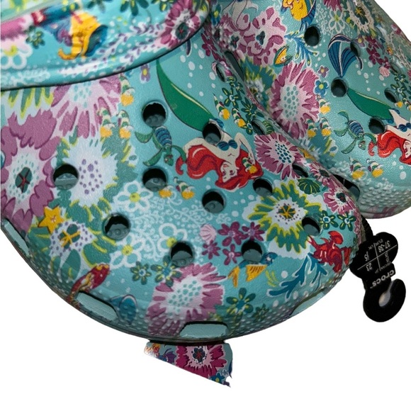 VERA Bradley and Disney little mermaid floral Ariel croc clogs women size 7 j5 - Picture 3 of 4